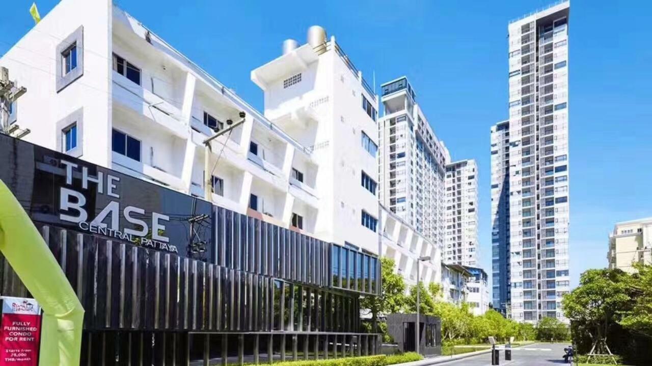 The Base Condo Pattaya Buitenkant foto
