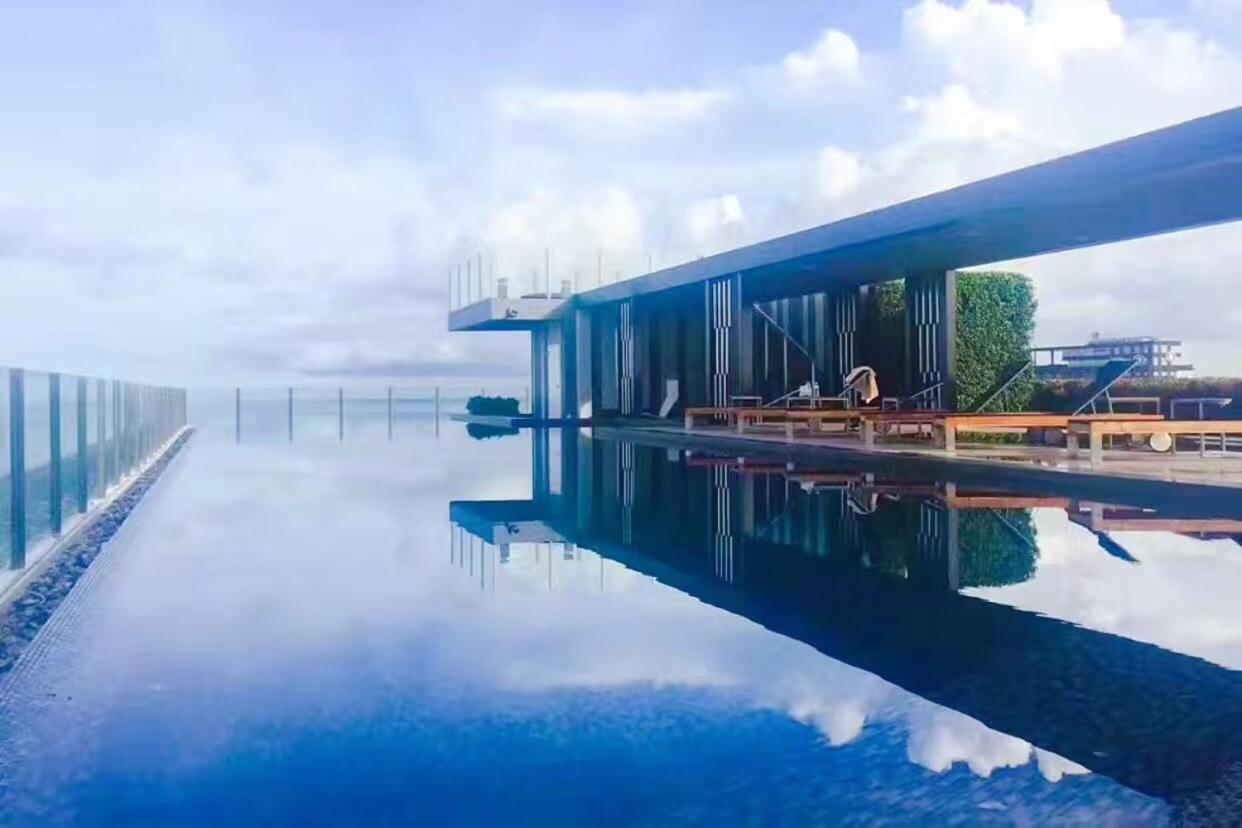 The Base Condo Pattaya Buitenkant foto