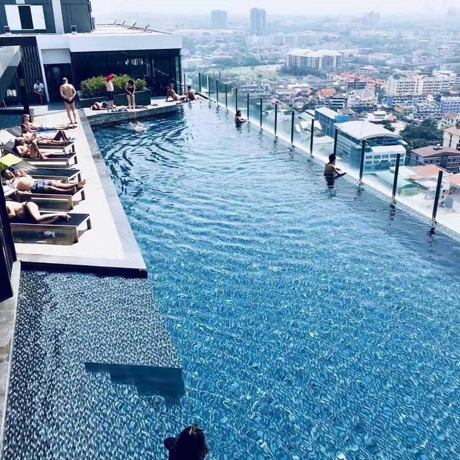 The Base Condo Pattaya Buitenkant foto